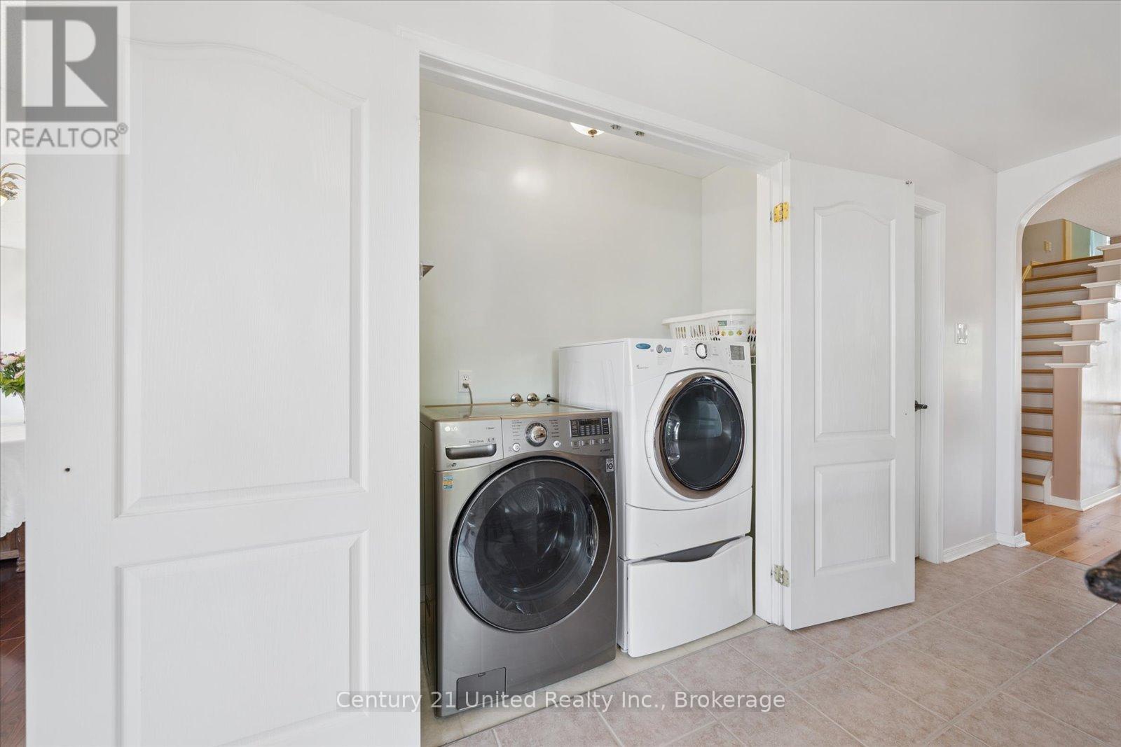 122 Parcells Crescent, Peterborough (Otonabee Ward 1), Ontario  K9K 2R2 - Photo 22 - X13187886