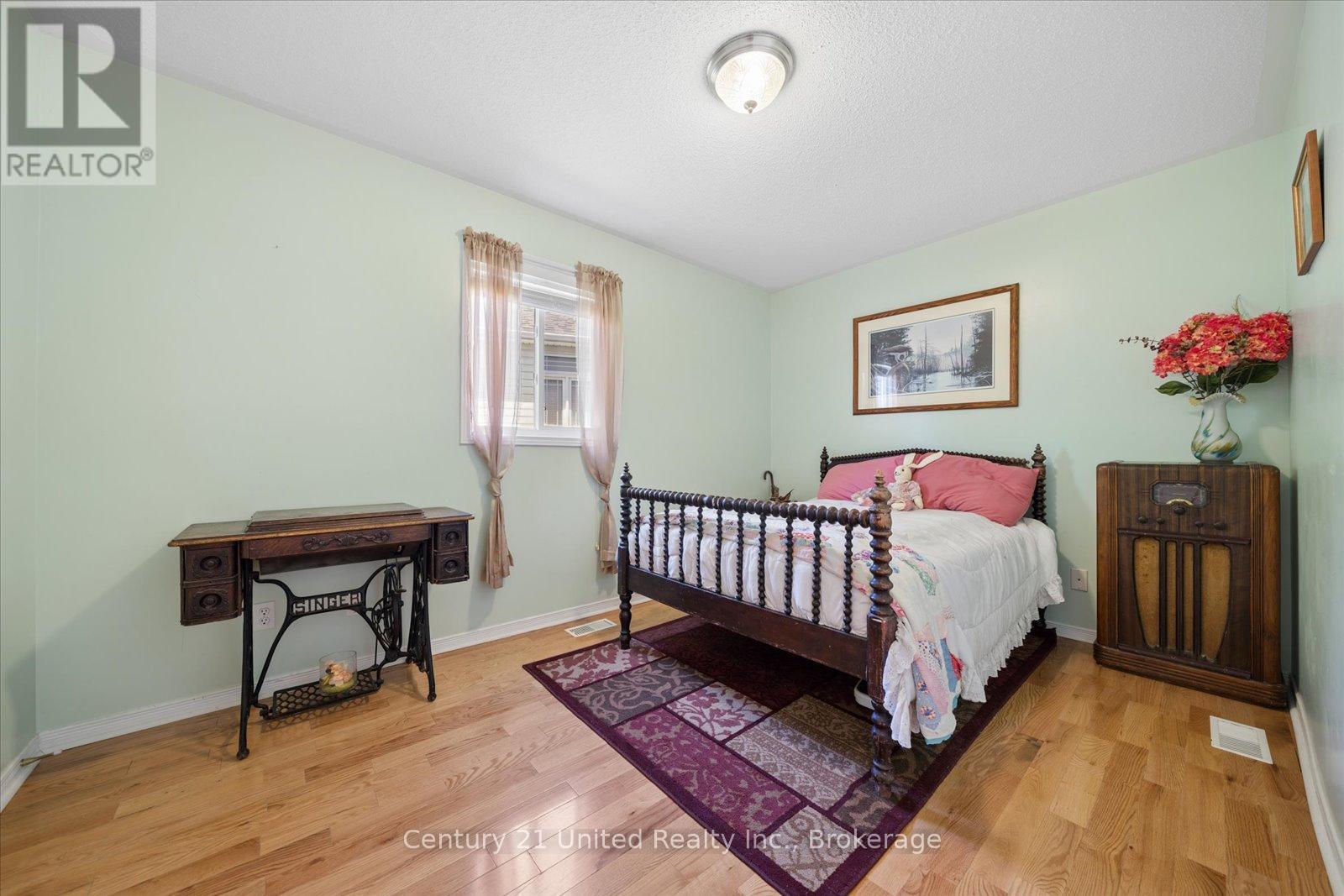 122 Parcells Crescent, Peterborough (Otonabee Ward 1), Ontario  K9K 2R2 - Photo 26 - X13187886