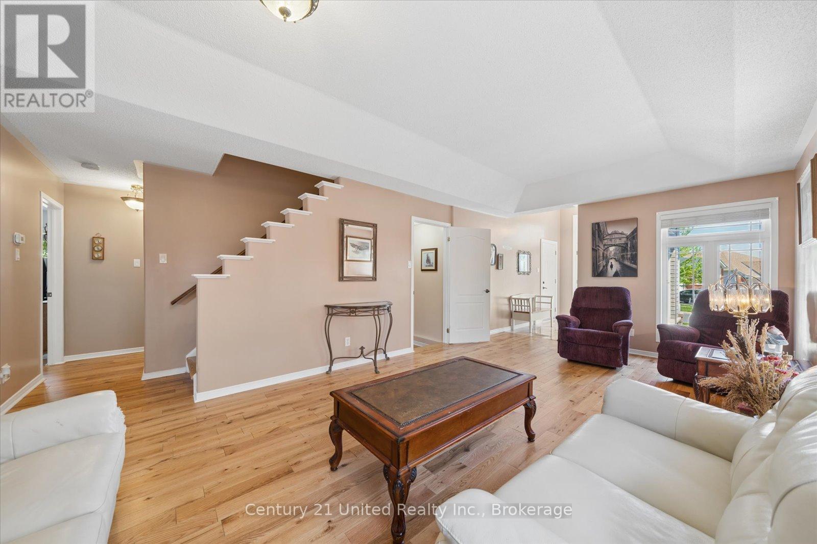 122 Parcells Crescent, Peterborough (Otonabee Ward 1), Ontario  K9K 2R2 - Photo 9 - X13187886