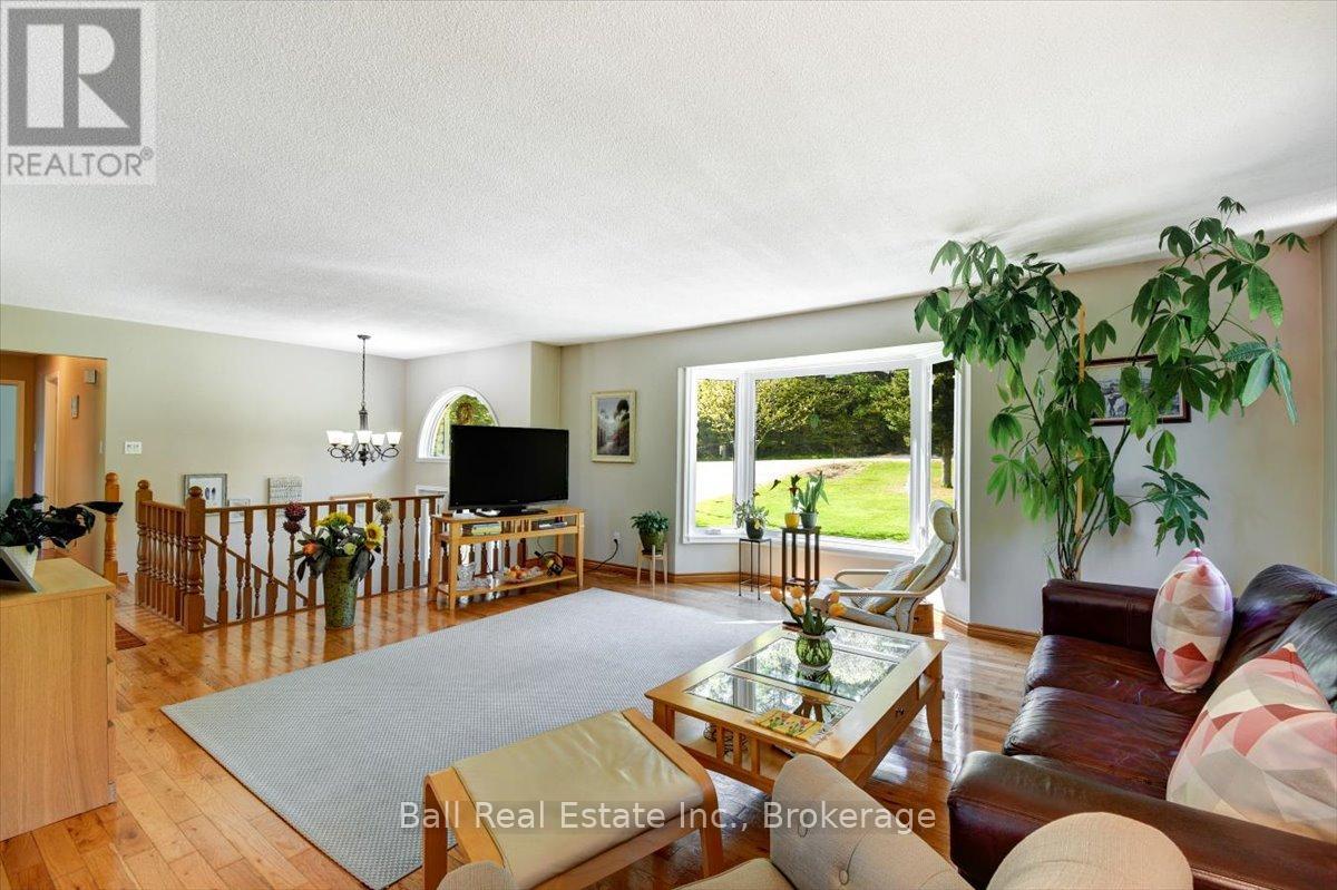 112 Maxwell Settlement Road, Bancroft (Bancroft Ward), Ontario  K0L 1C0 - Photo 6 - X13190380