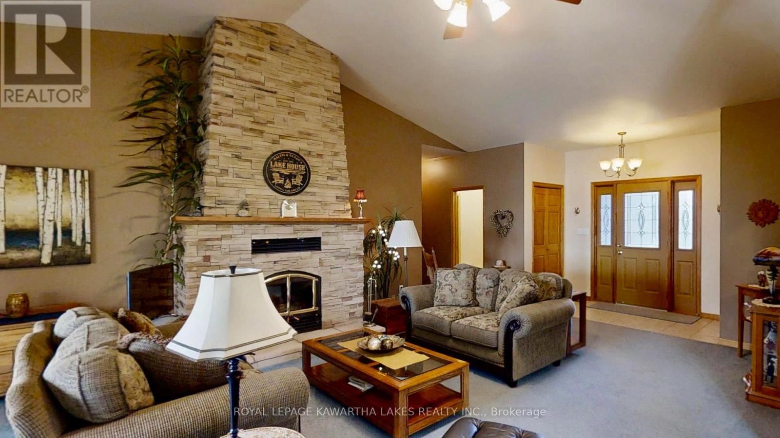 21 Emerald Street, Kawartha Lakes (Fenelon), Ontario  K9V 4R6 - Photo 6 - X13196684