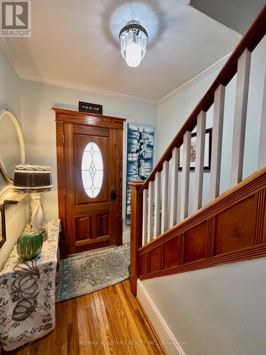 28 Simcoe Street, Kawartha Lakes (Lindsay), Ontario  K9V 2G4 - Photo 5 - X13196428