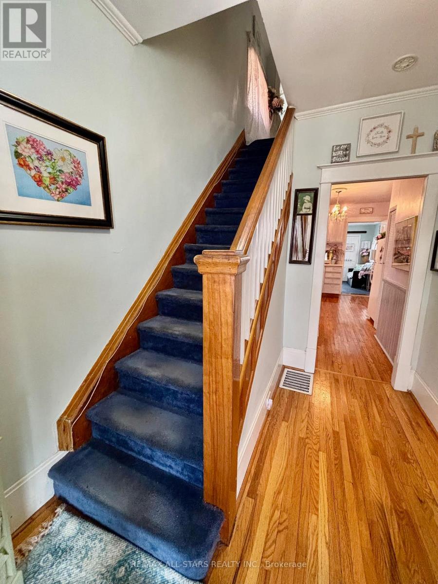 28 Simcoe Street, Kawartha Lakes (Lindsay), Ontario  K9V 2G4 - Photo 6 - X13196428