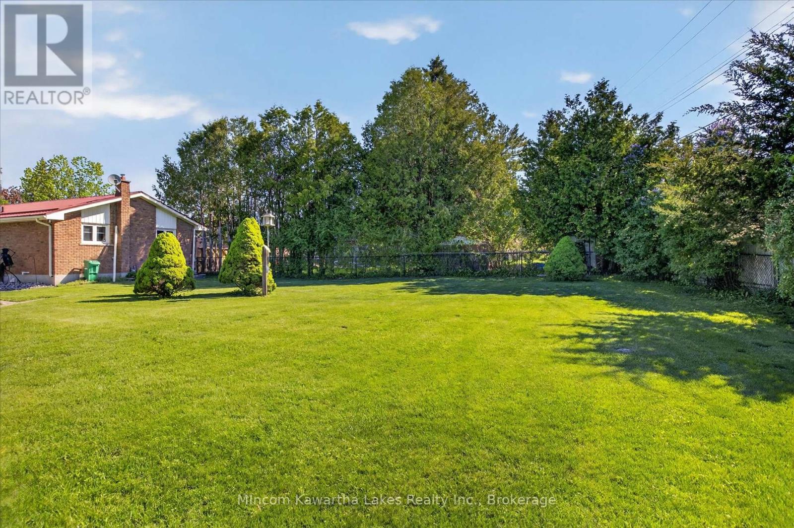 948 St Pauls Street, Peterborough (Northcrest Ward 5), Ontario  K9H 6J6 - Photo 43 - X13199738