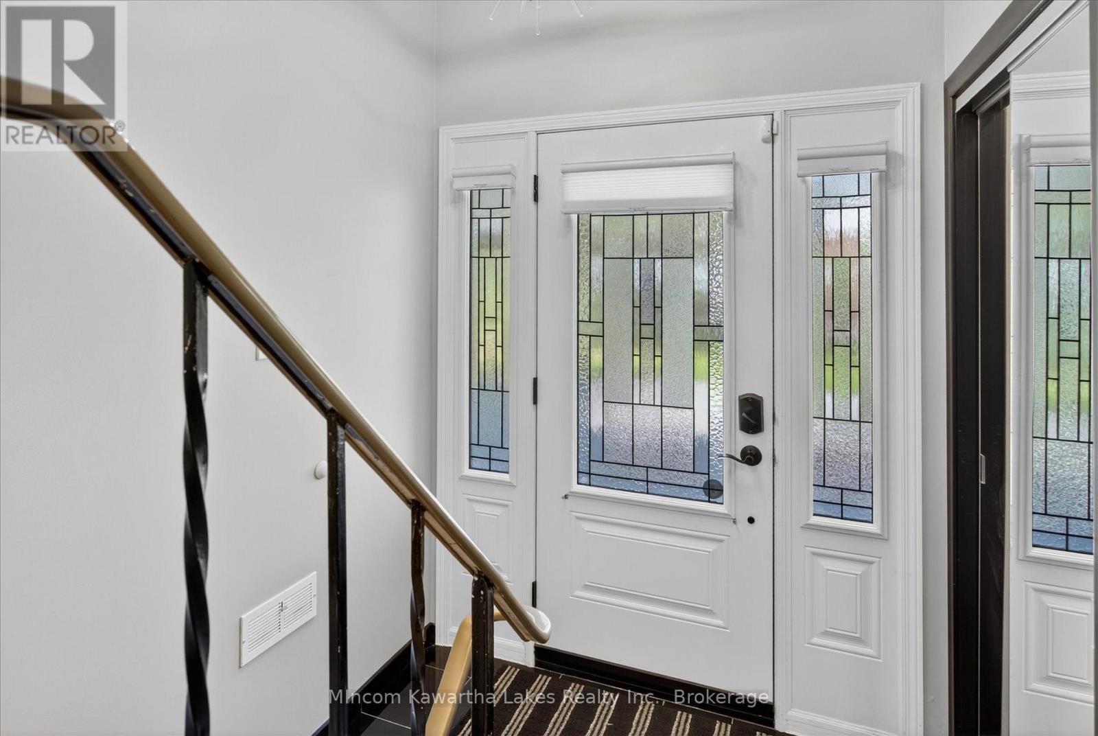 948 St Pauls Street, Peterborough (Northcrest Ward 5), Ontario  K9H 6J6 - Photo 6 - X13199738