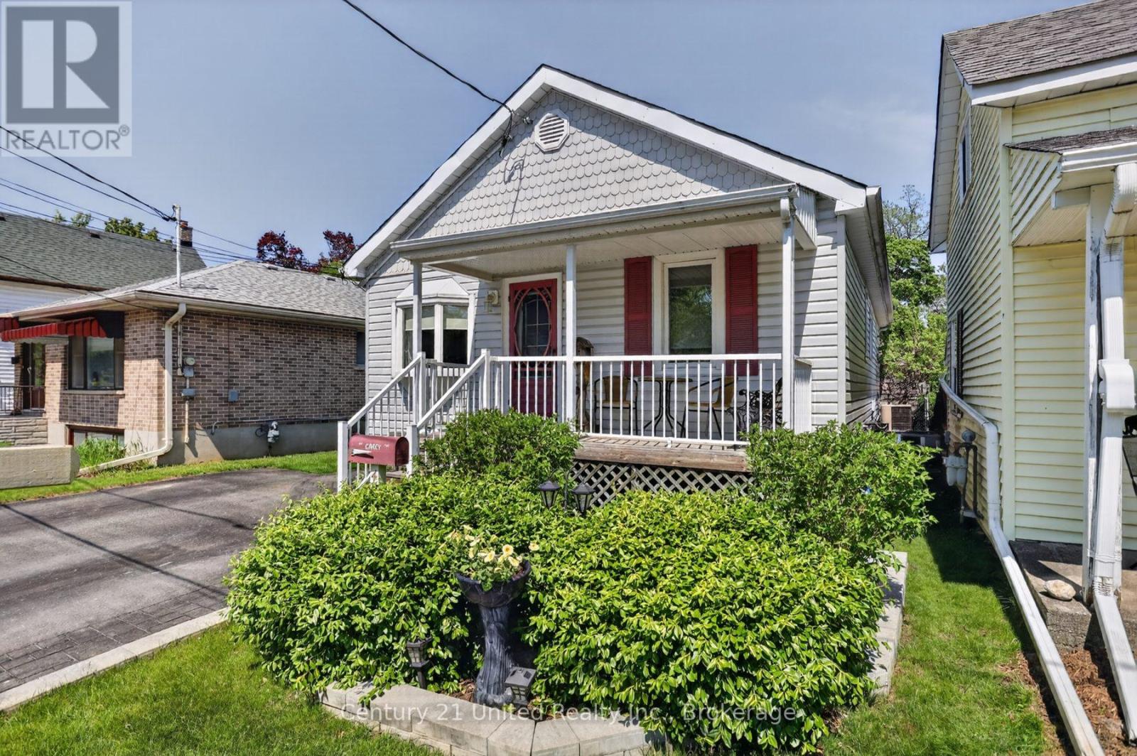 492 Cross Street, Peterborough (Town Ward 3), Ontario  K9H 4T2 - Photo 3 - X13202718