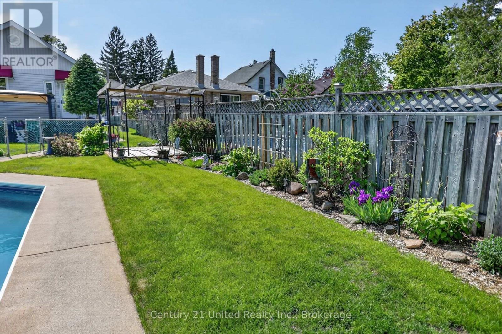 492 Cross Street, Peterborough (Town Ward 3), Ontario  K9H 4T2 - Photo 39 - X13202718