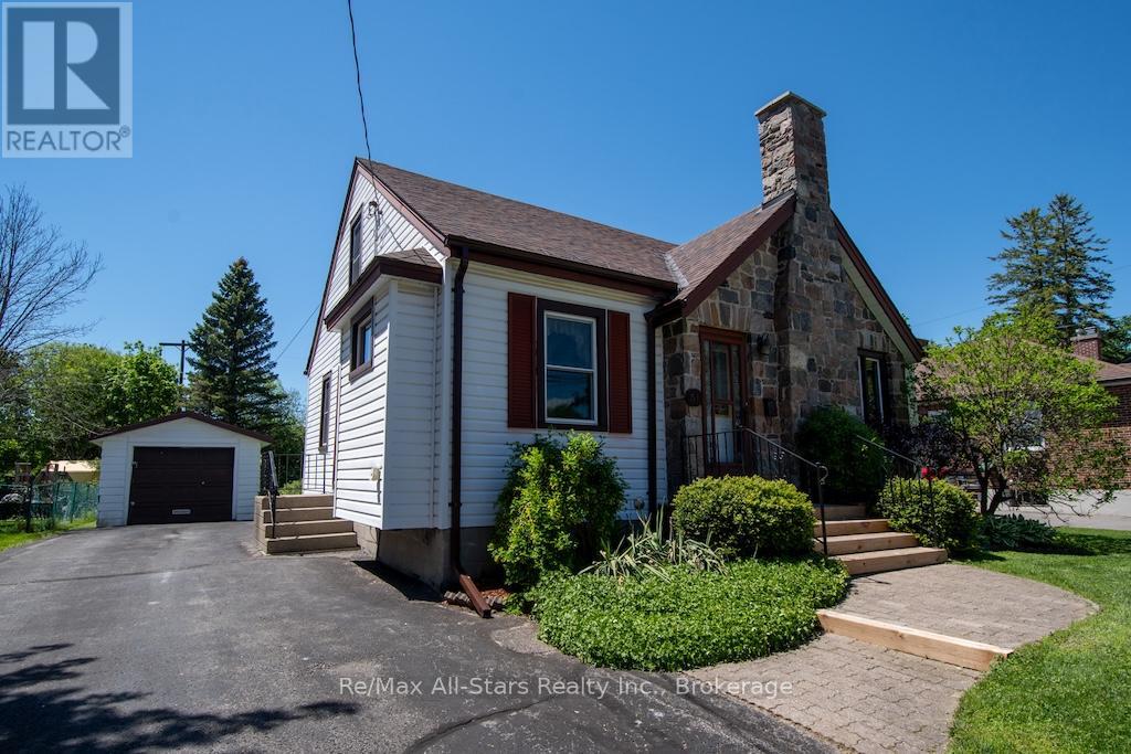 31 Adelaide Street S, Kawartha Lakes (Lindsay), Ontario  K9V 3J6 - Photo 4 - X13207274