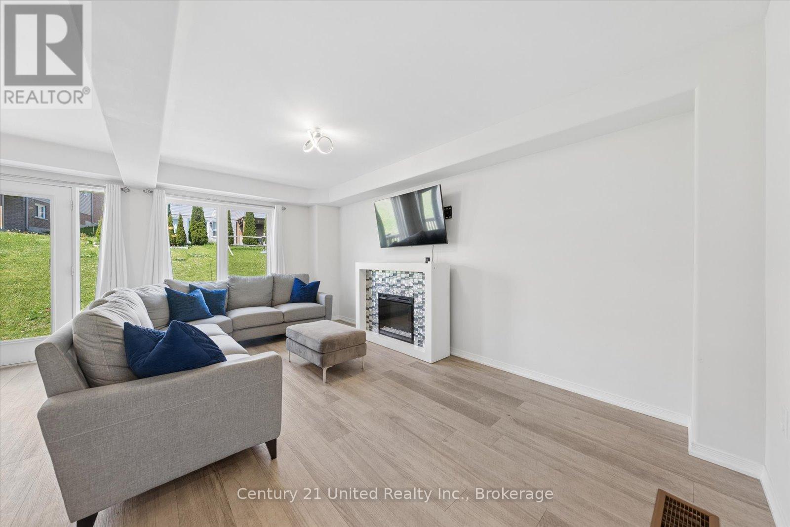 1621 Hetherington Drive, Peterborough (Northcrest Ward 5), Ontario  K9L 0G7 - Photo 7 - X13207432