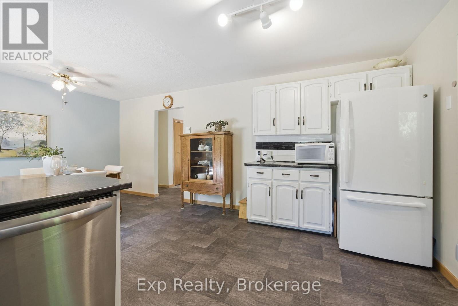 8227 Gilmour Road, Port Hope, Ontario  L0A 1B0 - Photo 11 - X13207638