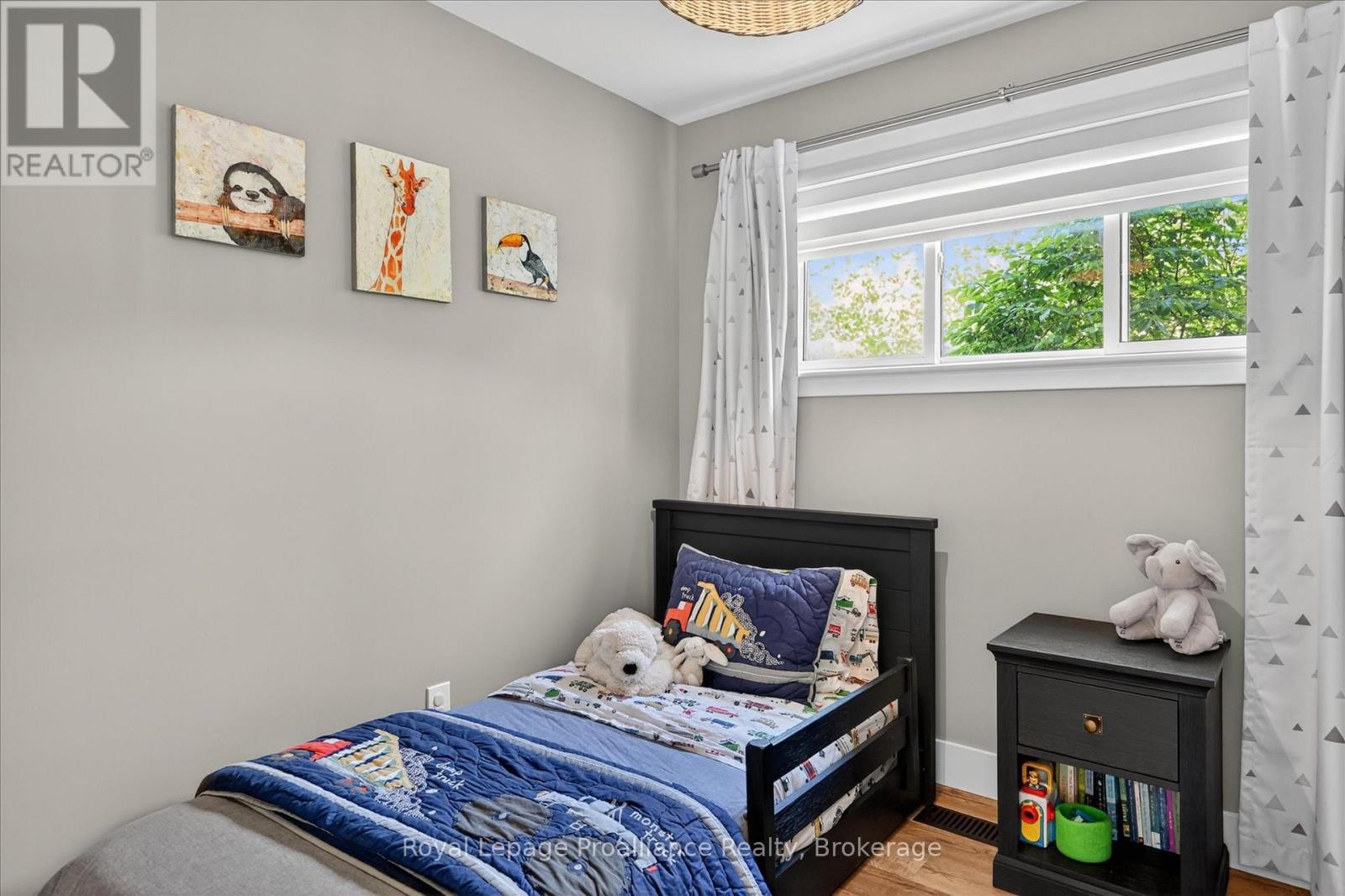 129 Goodfellow Road, Peterborough (Otonabee Ward 1), Ontario  K9J 5W9 - Photo 17 - X13208068