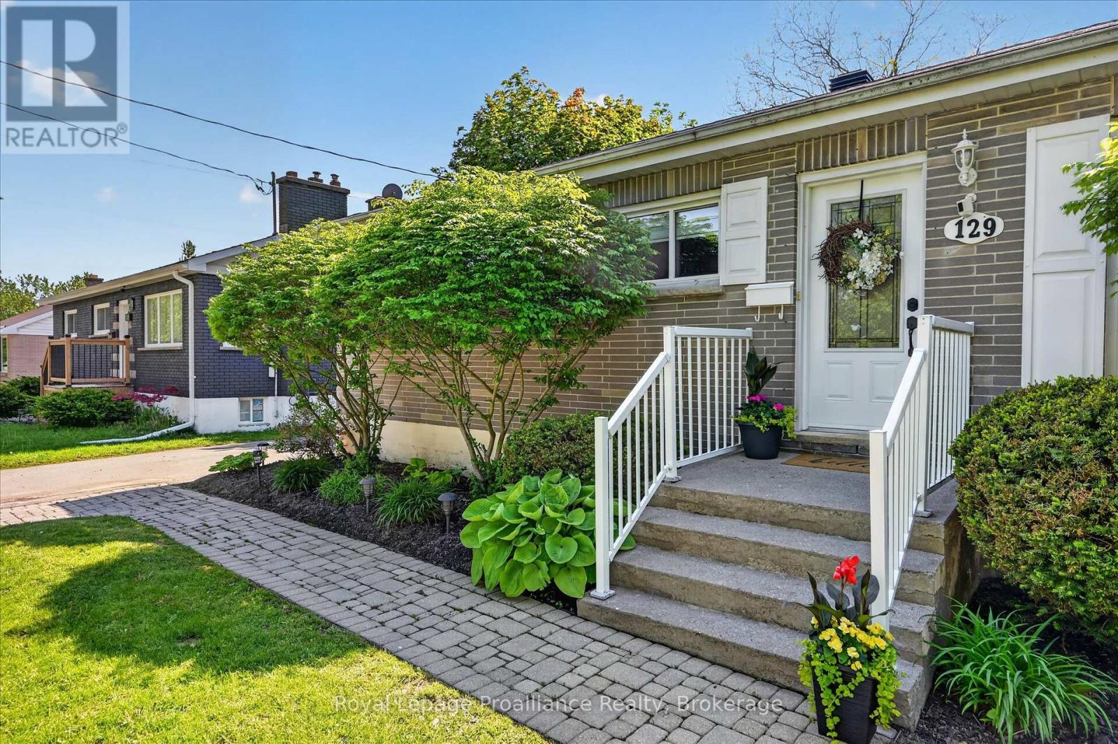 129 Goodfellow Road, Peterborough (Otonabee Ward 1), Ontario  K9J 5W9 - Photo 2 - X13208068