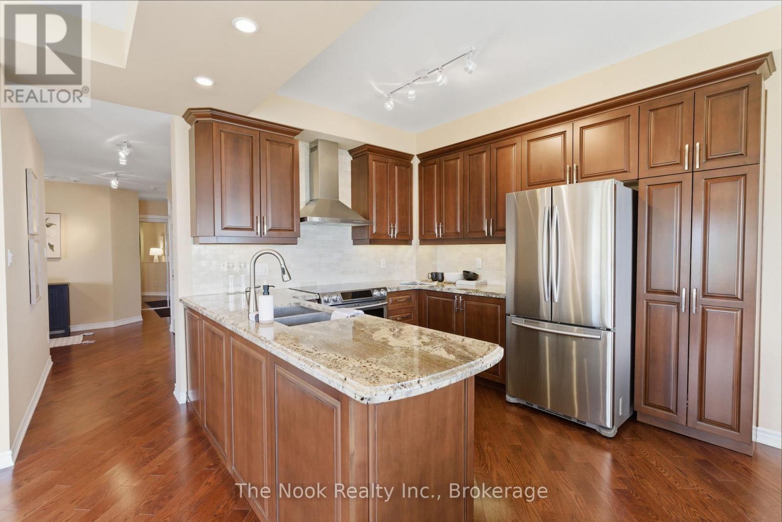 201 - 395 Lakebreeze Drive, Clarington (Newcastle), Ontario  L1B 0A5 - Photo 12 - E13208396