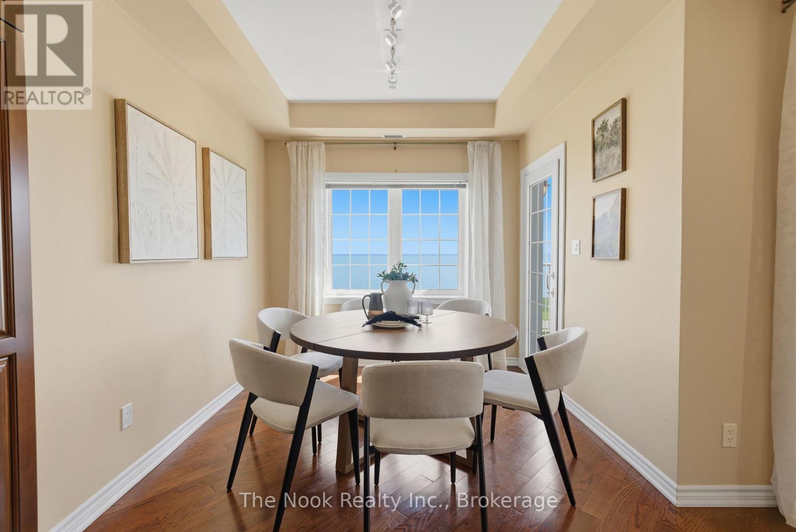 201 - 395 Lakebreeze Drive, Clarington (Newcastle), Ontario  L1B 0A5 - Photo 6 - E13208396