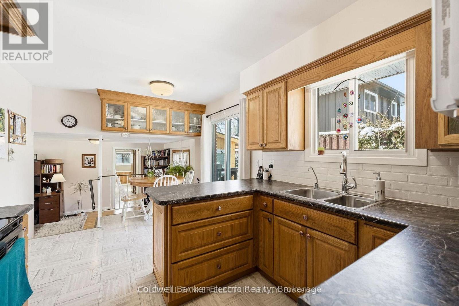 1341 Heather Lane, Peterborough (Monaghan Ward 2), Ontario  K9J 7N1 - Photo 17 - X13208296