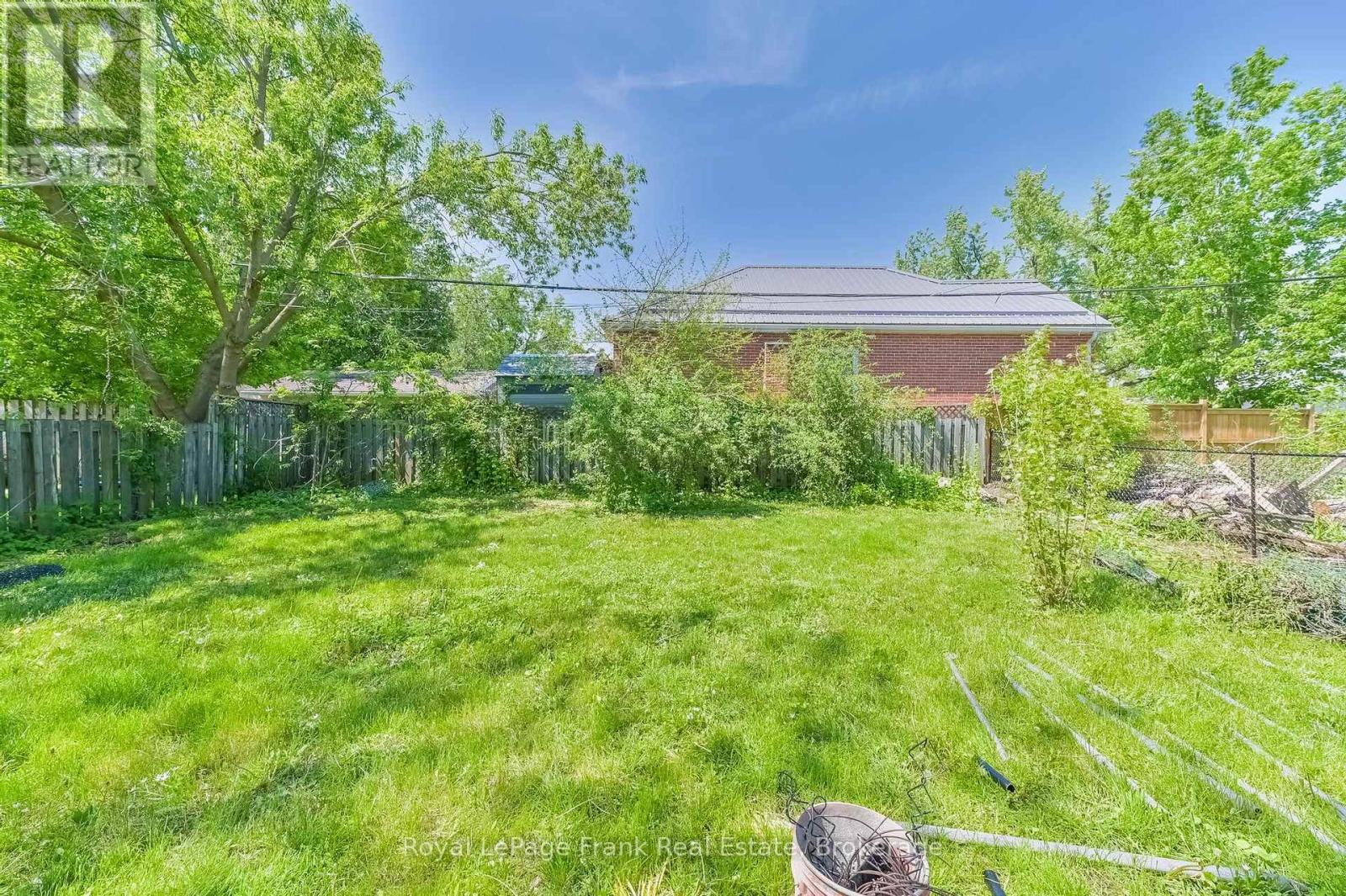 636 Romaine Street, Peterborough (Otonabee Ward 1), Ontario  K9J 2E4 - Photo 29 - X13208366