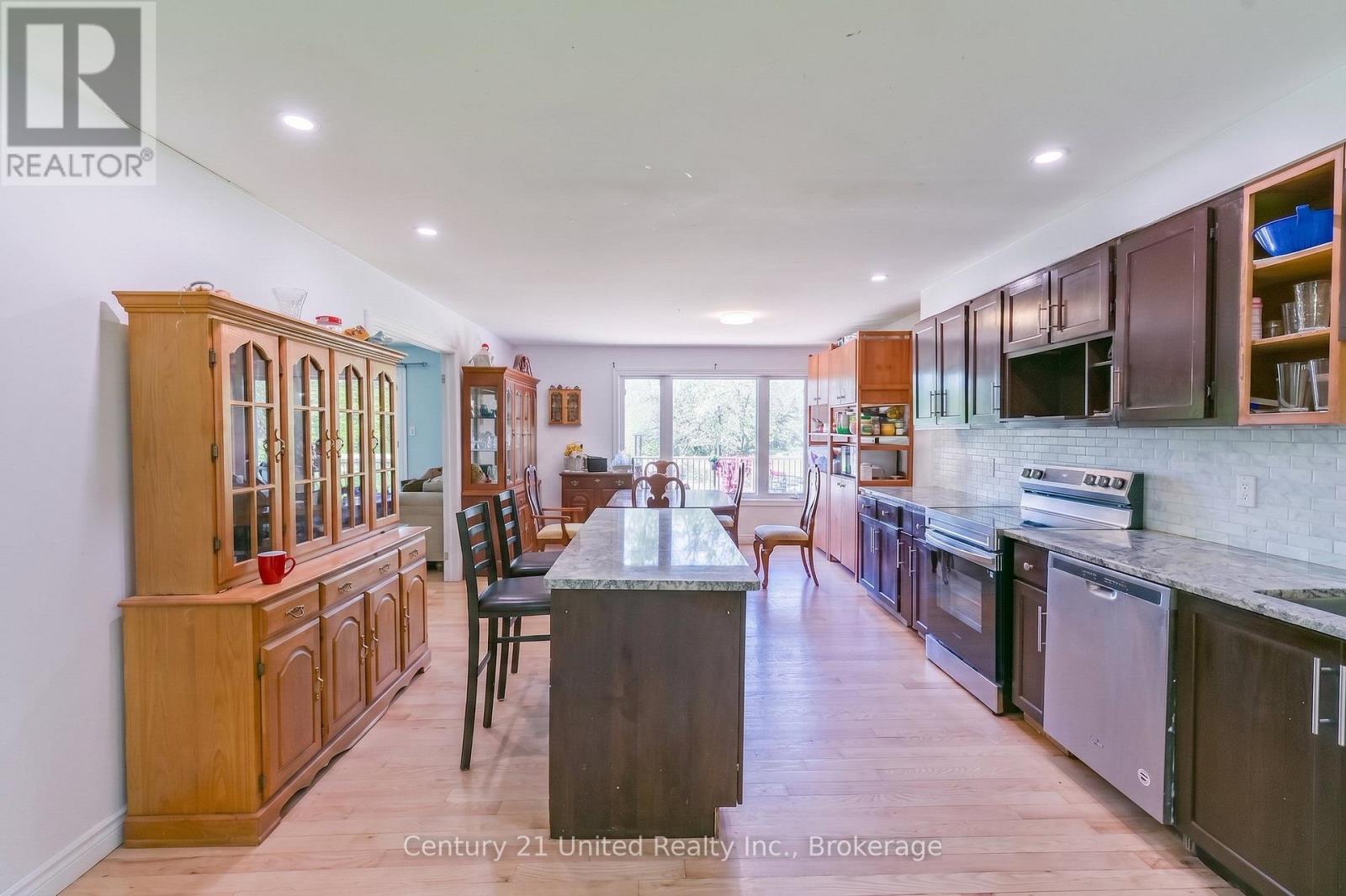1592 12th Line Smith, Selwyn, Ontario  K0L 2H0 - Photo 13 - X13208860