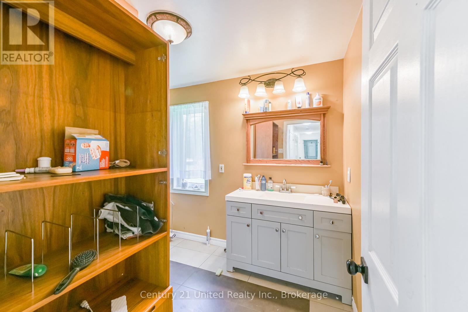 1592 12th Line Smith, Selwyn, Ontario  K0L 2H0 - Photo 17 - X13208860