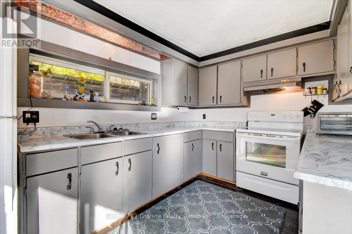 482 Old L'amable Road, Bancroft (Dungannon Ward), Ontario  K0L 1C0 - Photo 6 - X13209048