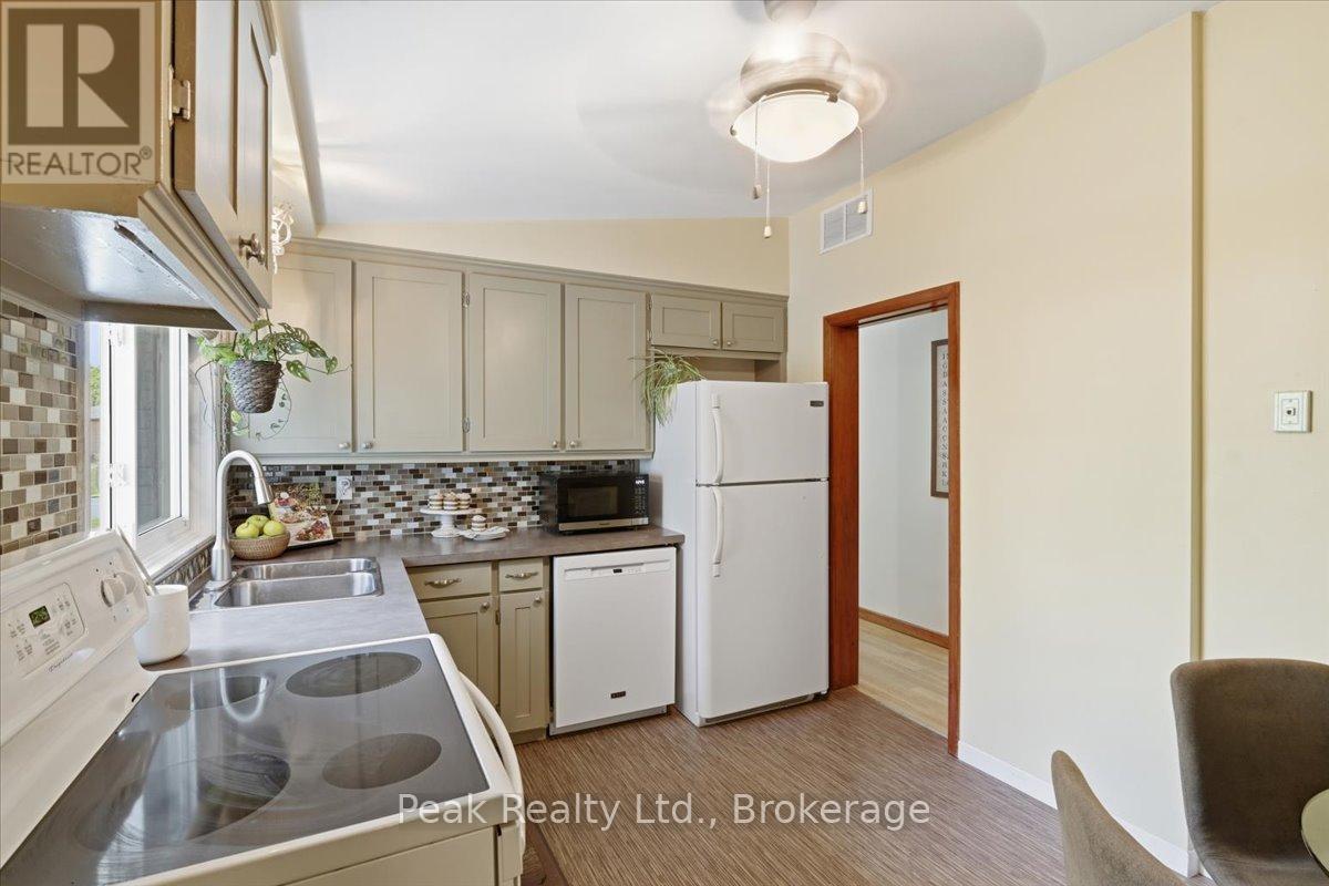 1344 Royal Drive, Peterborough (Northcrest Ward 5), Ontario  K9H 6R8 - Photo 16 - X13210528
