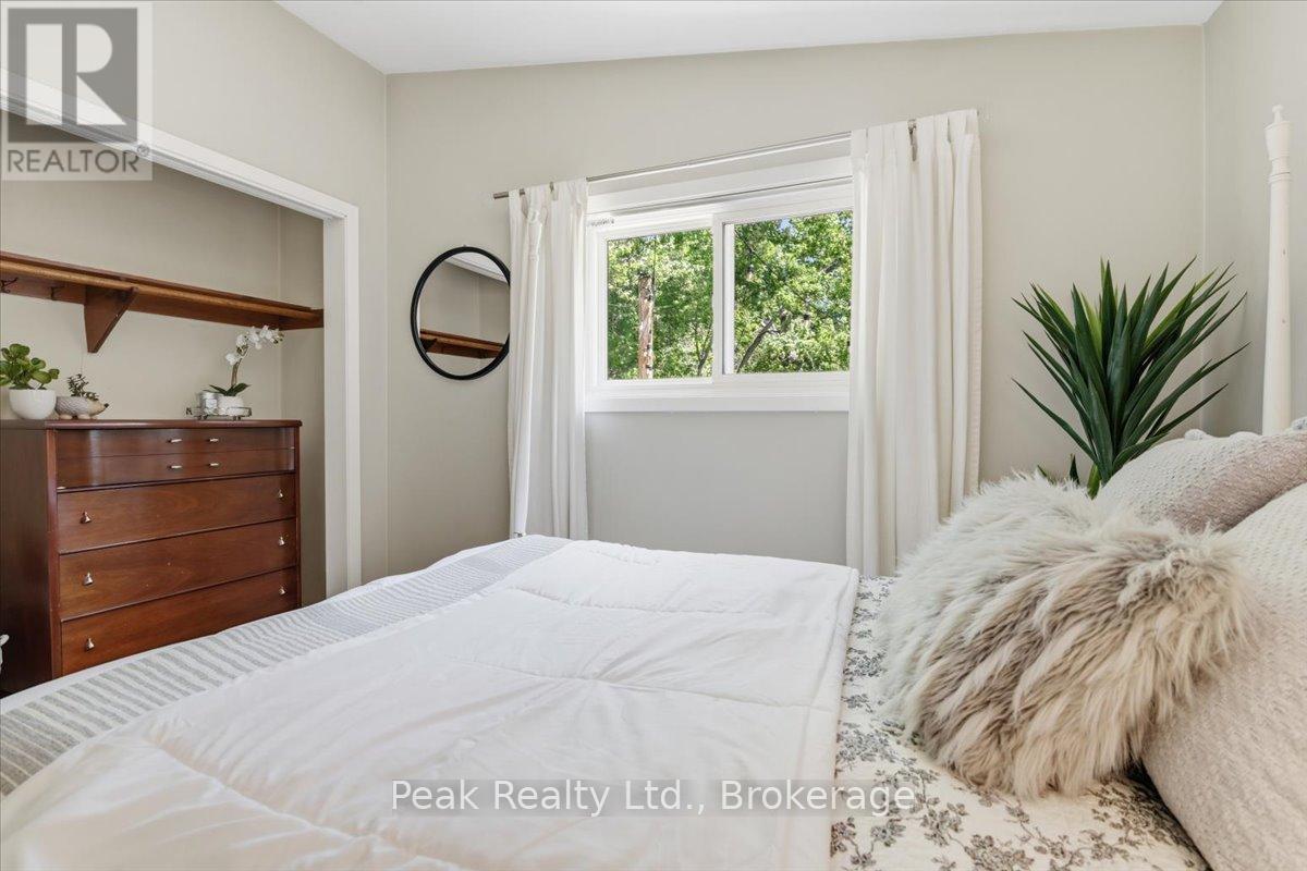 1344 Royal Drive, Peterborough (Northcrest Ward 5), Ontario  K9H 6R8 - Photo 23 - X13210528