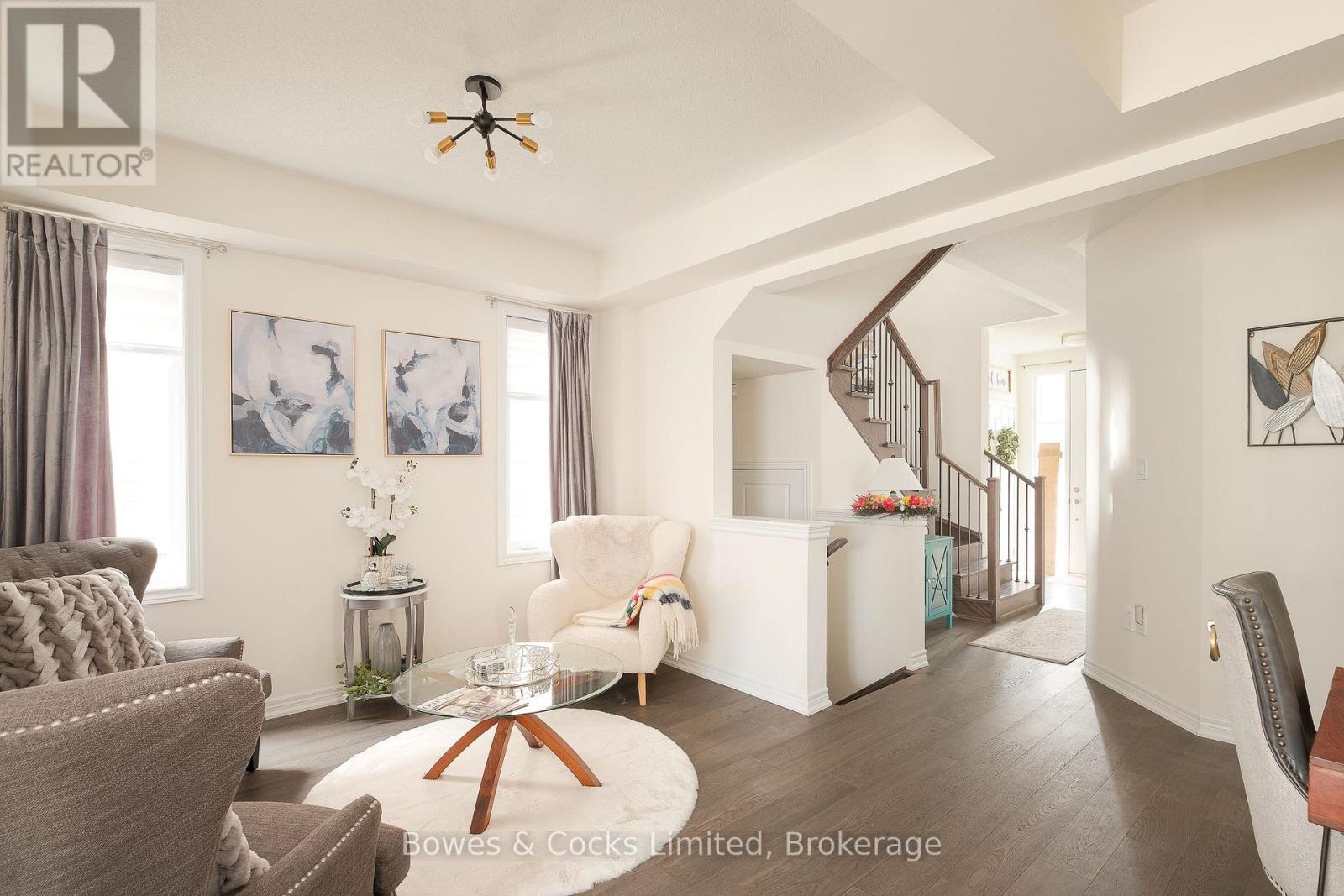 203 O'neil Street, Peterborough (Monaghan Ward 2), Ontario  K9K 0H5 - Photo 4 - X13210748