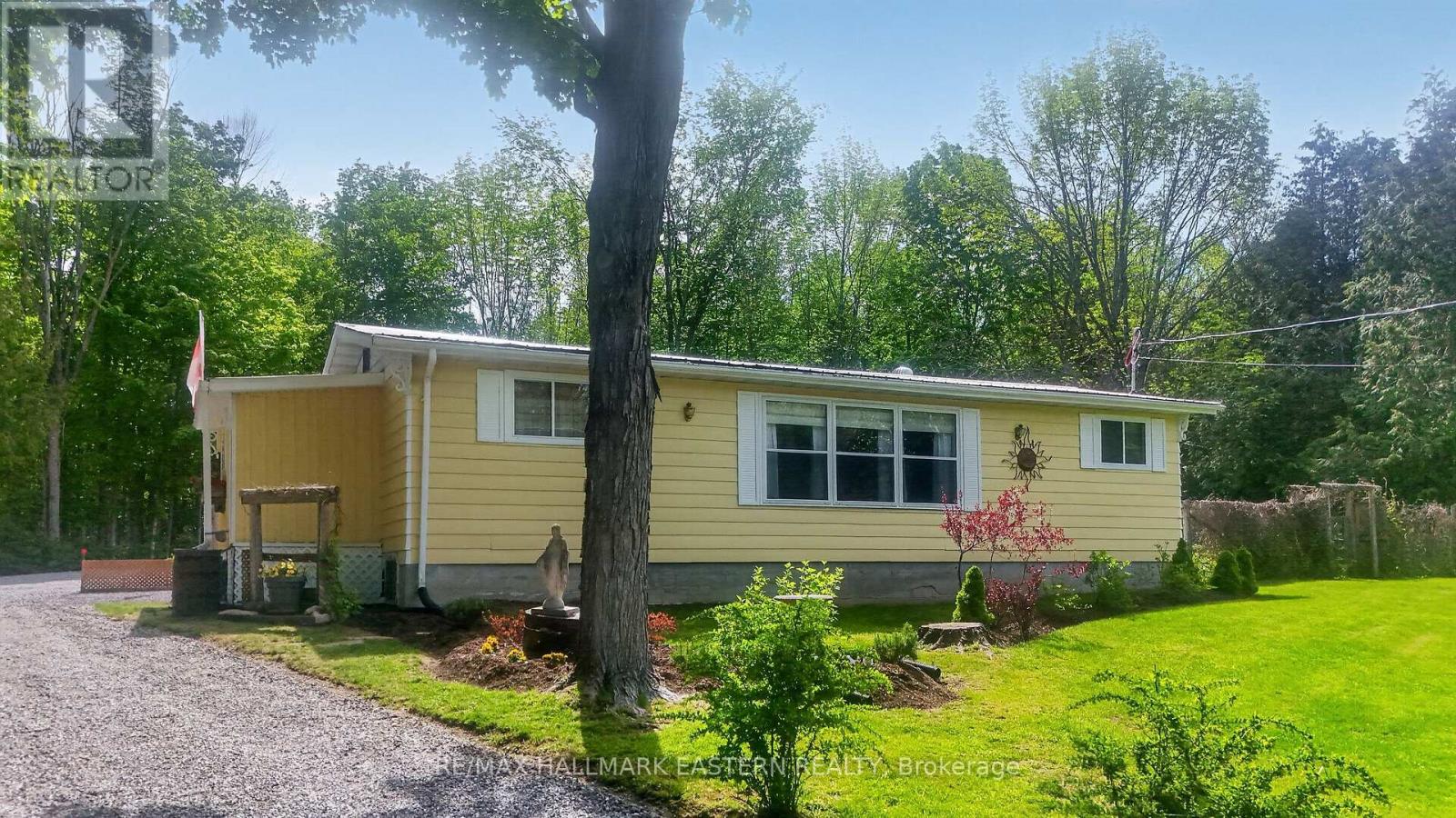76 Franklin Street, Curve Lake First Nation 35, Ontario  K0L 1R0 - Photo 3 - X13210828