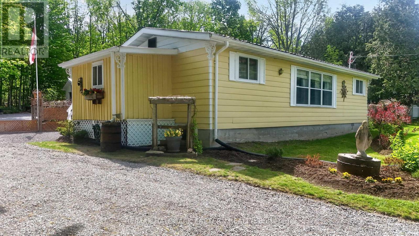76 Franklin Street, Curve Lake First Nation 35, Ontario  K0L 1R0 - Photo 4 - X13210828