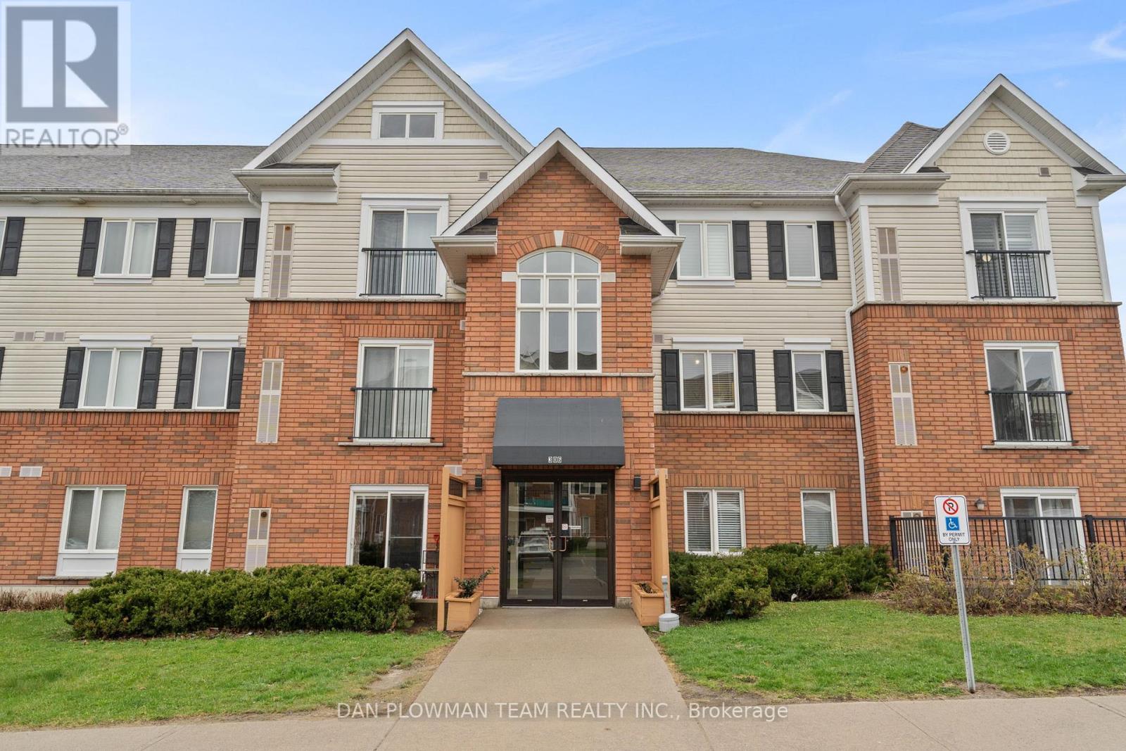 209 - 306 SPILLSBURY DRIVE, peterborough (otonabee ward 1), Ontario