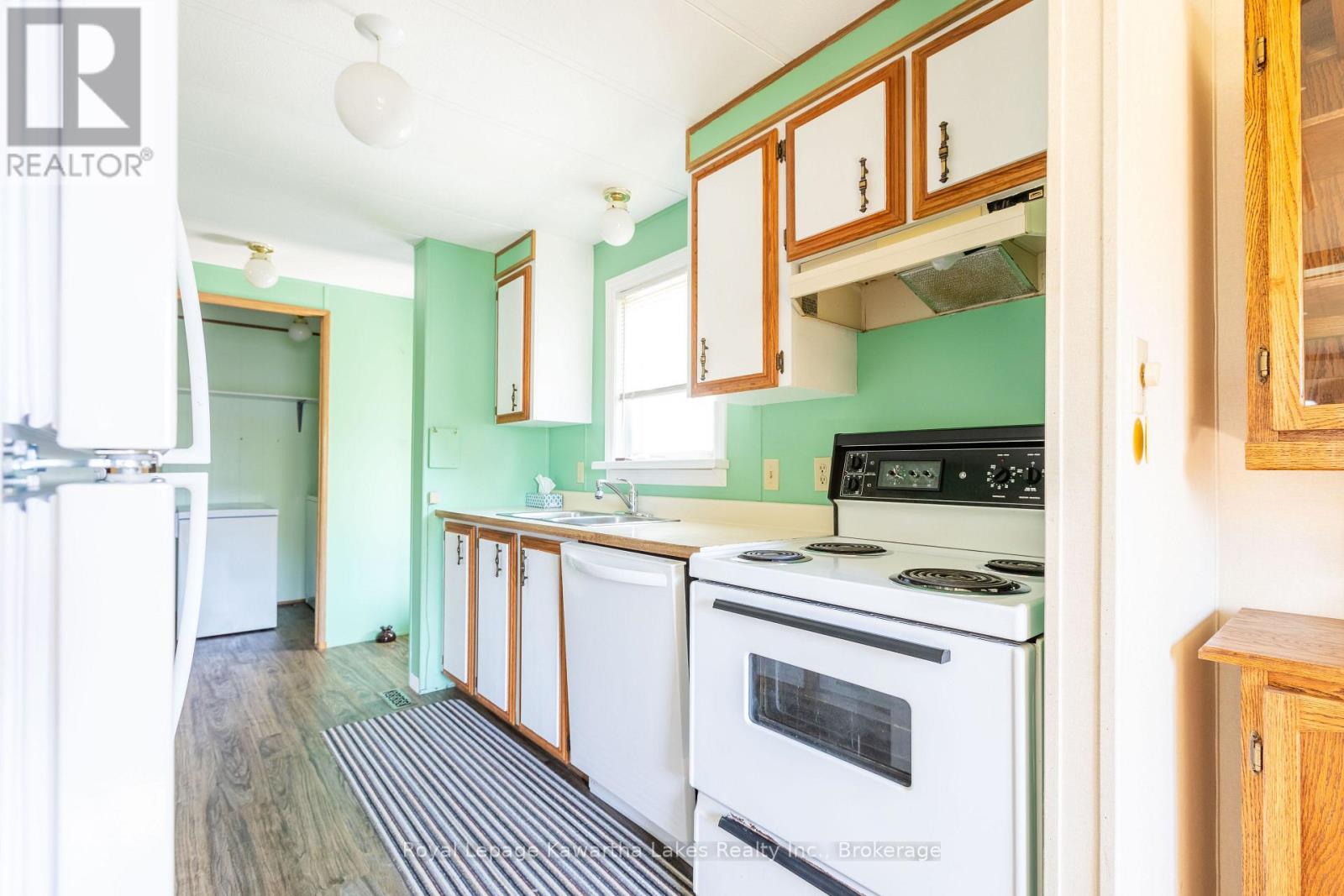9 Vista Drive, Kawartha Lakes (Lindsay), Ontario  K9V 0H7 - Photo 15 - X13212332