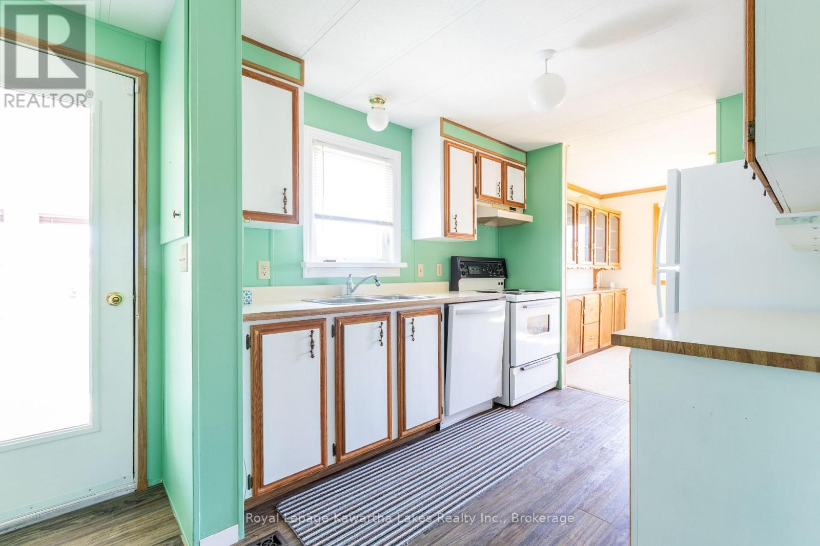 9 Vista Drive, Kawartha Lakes (Lindsay), Ontario  K9V 0H7 - Photo 16 - X13212332