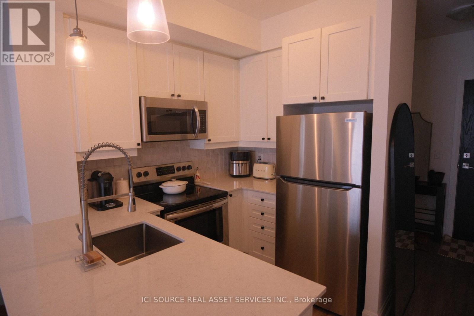 421 - 50 Lakebreeze Drive, Clarington (Newcastle), Ontario  L1B 0V9 - Photo 14 - E13212386