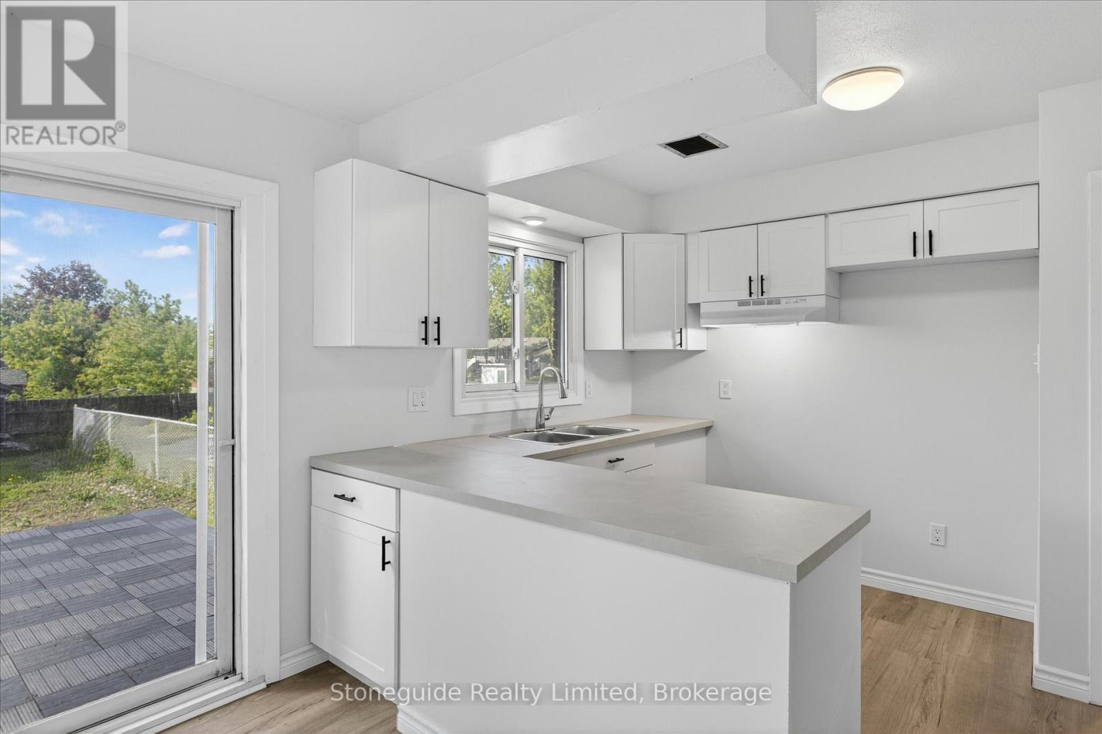 667 Skyline Road, Selwyn, Ontario  K0L 1T0 - Photo 13 - X13213712