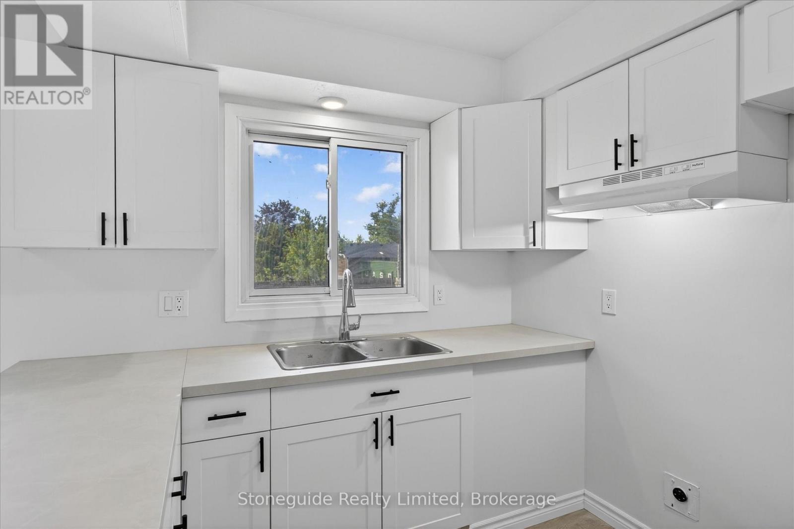 667 Skyline Road, Selwyn, Ontario  K0L 1T0 - Photo 15 - X13213712