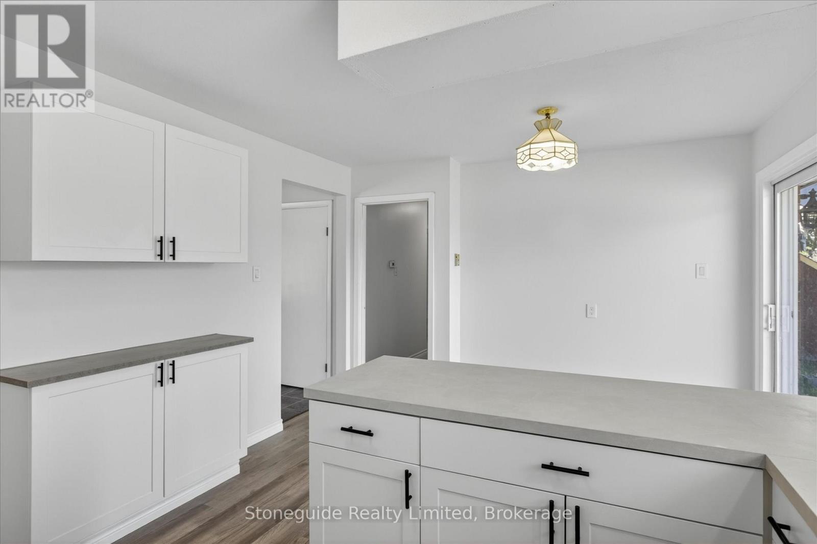 667 Skyline Road, Selwyn, Ontario  K0L 1T0 - Photo 17 - X13213712