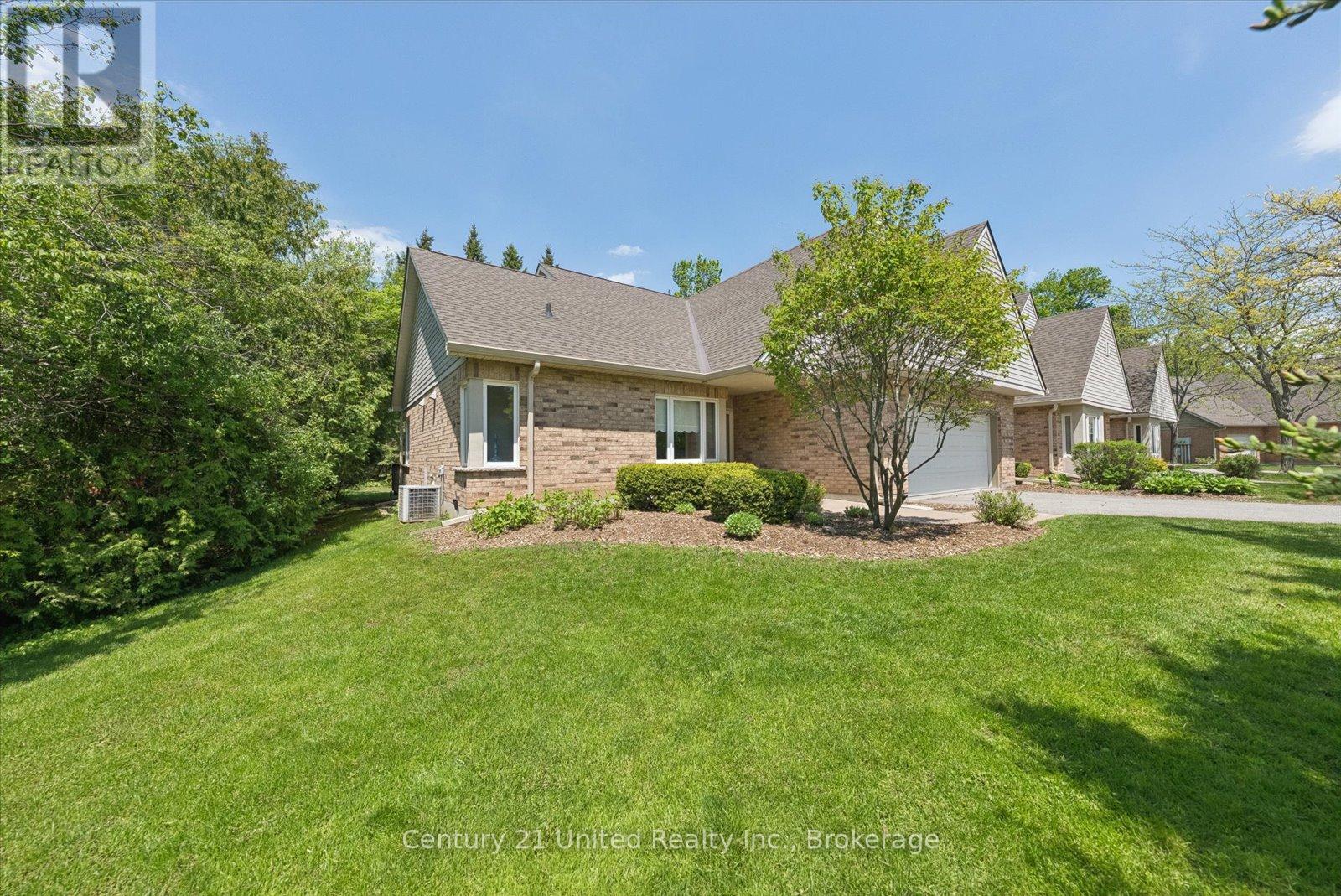 11 - 1850 Cherryhill Road, Peterborough (Monaghan Ward 2), Ontario  K9K 2E3 - Photo 2 - X13214362