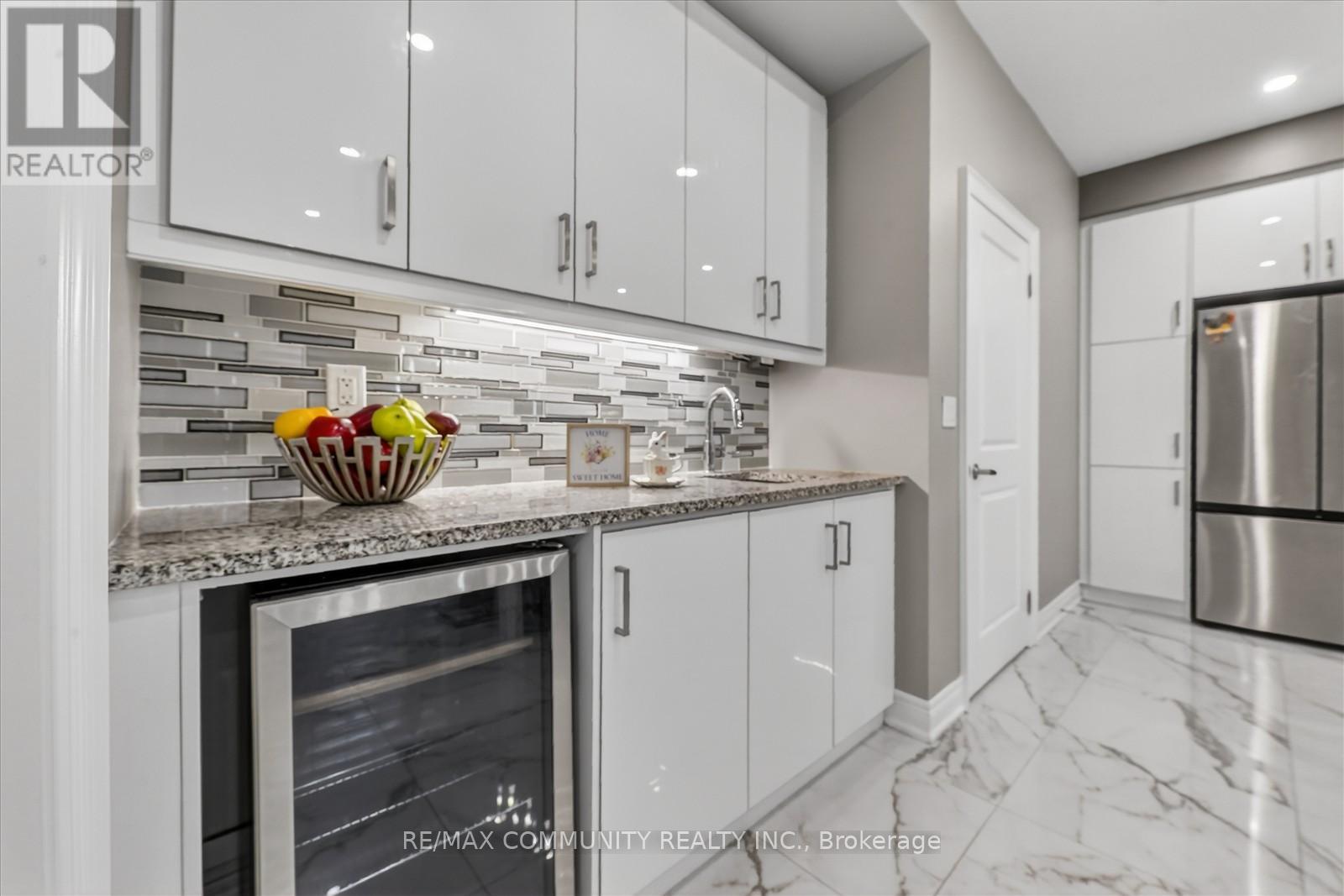 46 Wamsley Crescent, Clarington (Newcastle), Ontario  L1B 0W1 - Photo 14 - E13214164