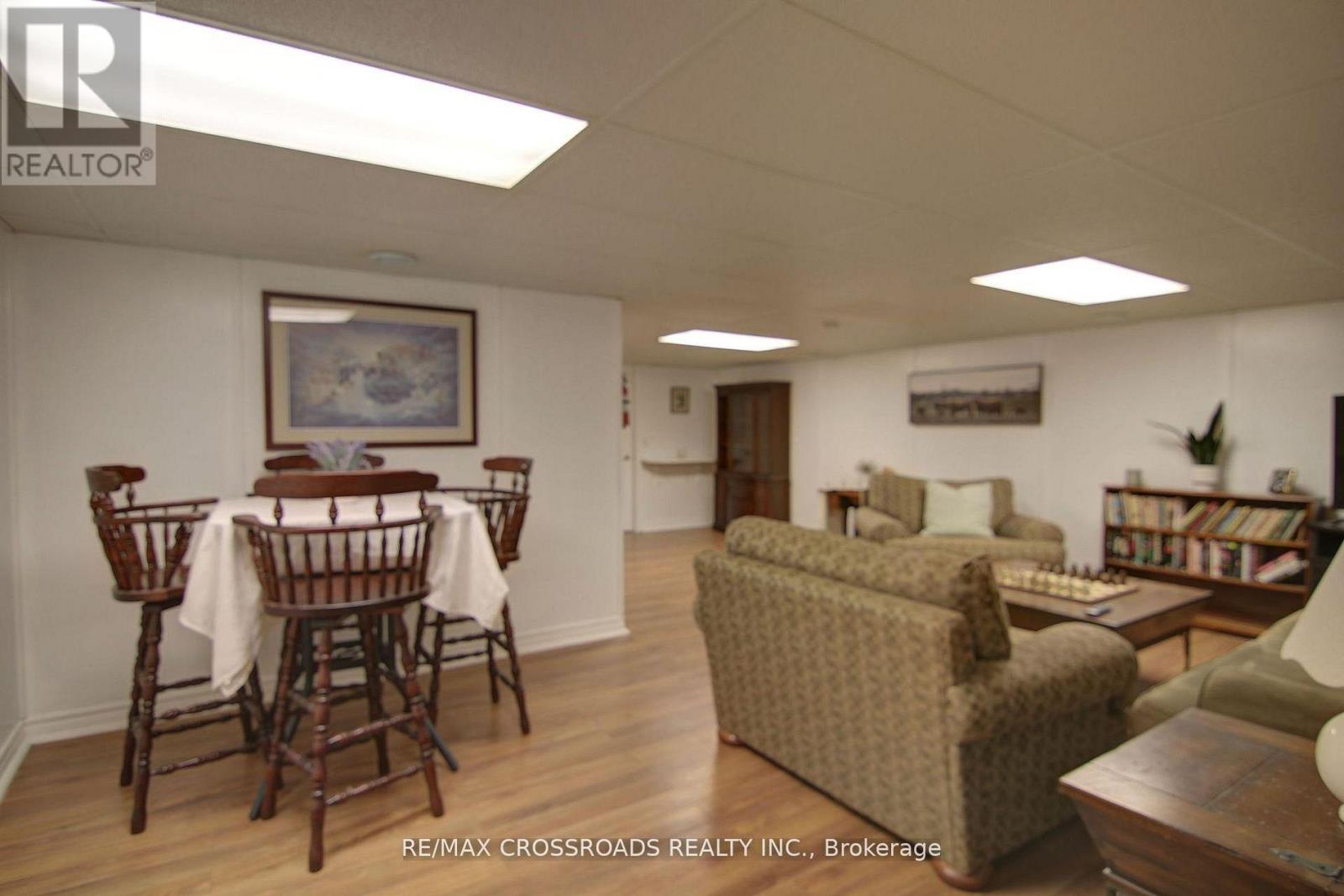 8 Green Arbour Way, Kawartha Lakes (Lindsay), Ontario  K9V 0E6 - Photo 15 - X13214066