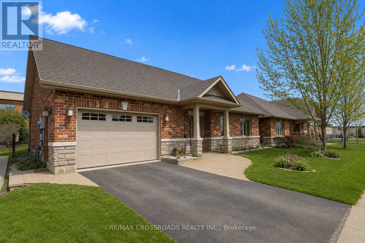 8 Green Arbour Way, Kawartha Lakes (Lindsay), Ontario  K9V 0E6 - Photo 2 - X13214066