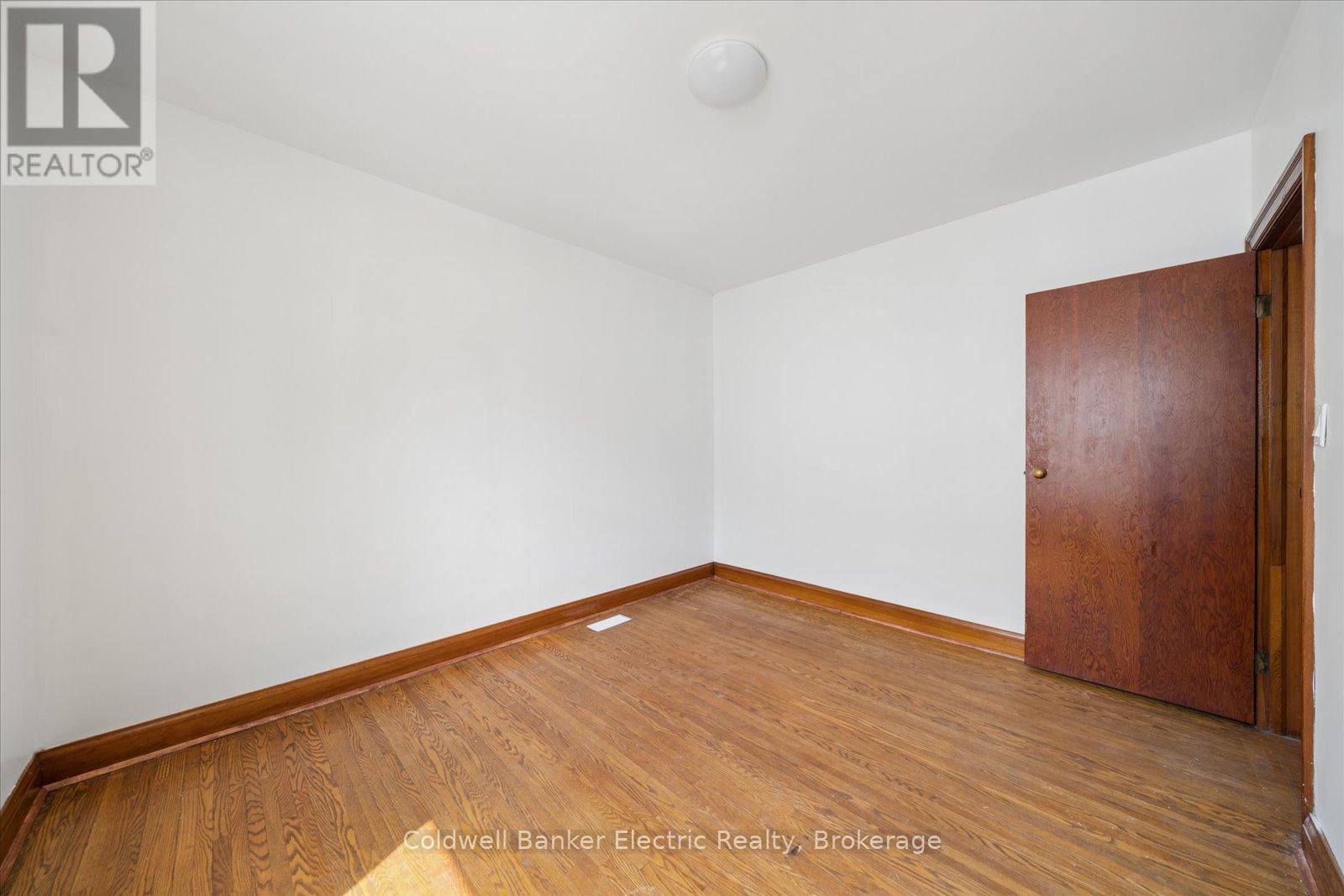84 Ware Street, Peterborough (Town Ward 3), Ontario  K9J 2B7 - Photo 28 - X13214500