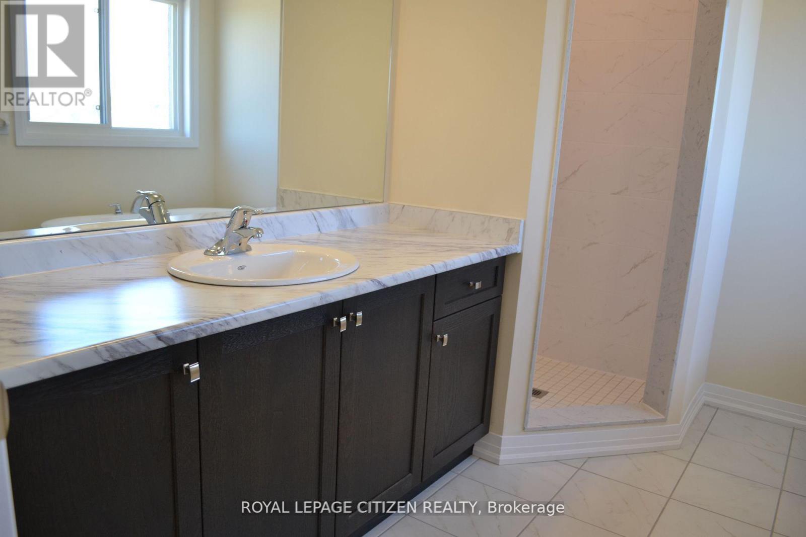 41 Carew Boulevard, Kawartha Lakes (Lindsay), Ontario  K9V 0P7 - Photo 17 - X13214844