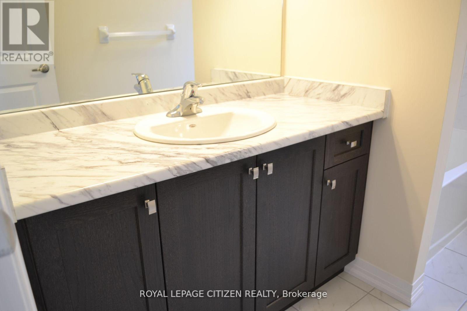 41 Carew Boulevard, Kawartha Lakes (Lindsay), Ontario  K9V 0P7 - Photo 19 - X13214844