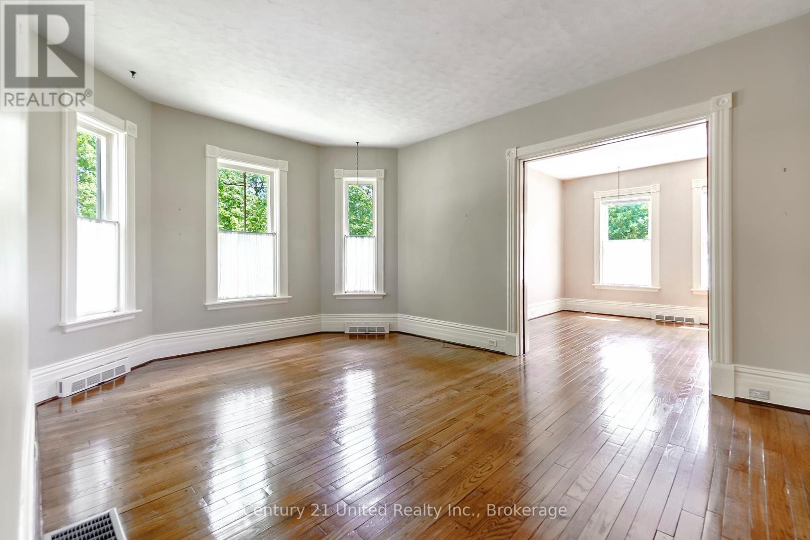 232 Bennet Street, Peterborough (Northcrest Ward 5), Ontario  K9H 5B6 - Photo 10 - X13215116