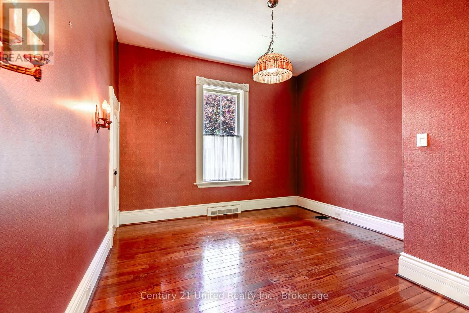 232 Bennet Street, Peterborough (Northcrest Ward 5), Ontario  K9H 5B6 - Photo 12 - X13215116