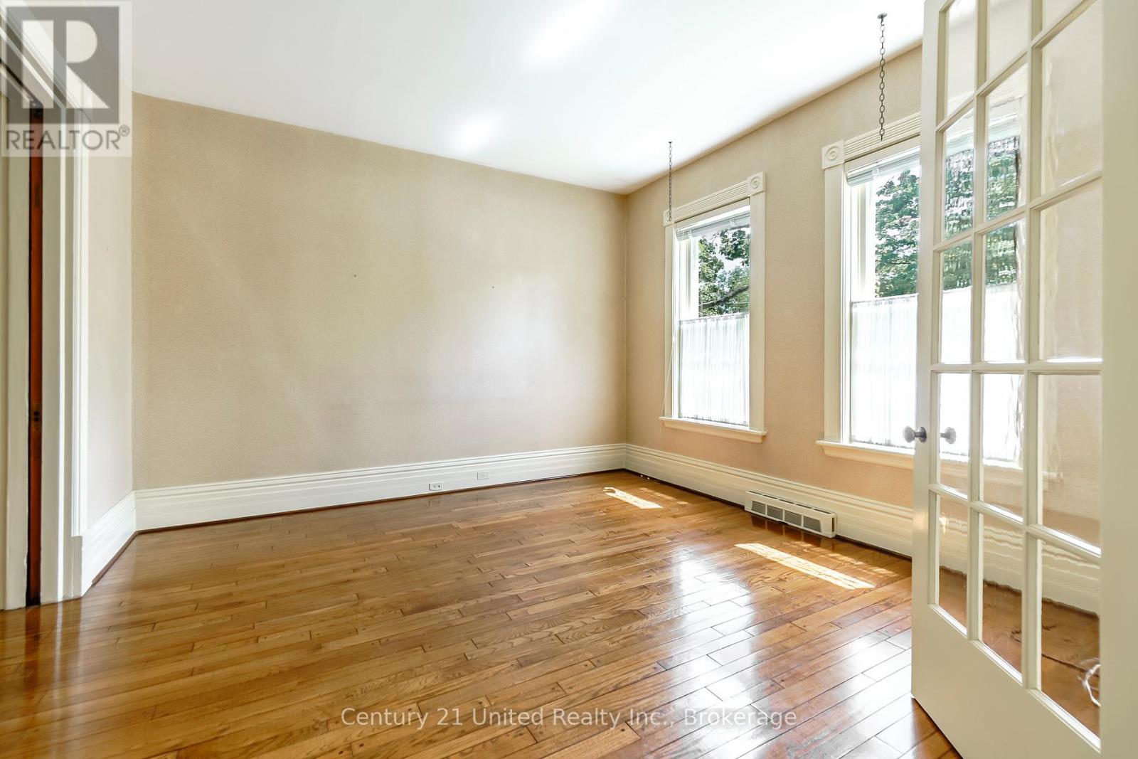 232 Bennet Street, Peterborough (Northcrest Ward 5), Ontario  K9H 5B6 - Photo 6 - X13215116