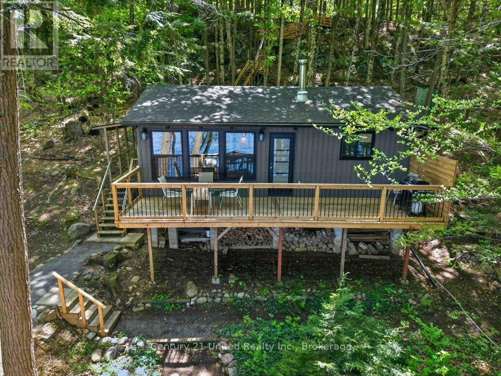1233 Stinson Drive, Highlands East (Cardiff Ward), Ontario  K0L 1A0 - Photo 2 - X13215964