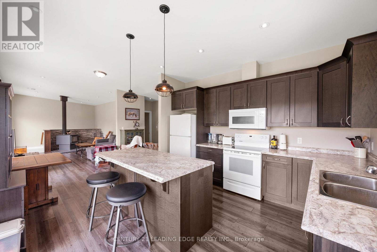 801 Ballyduff Road, Kawartha Lakes (Manvers), Ontario  L0A 1K0 - Photo 12 - X13215570