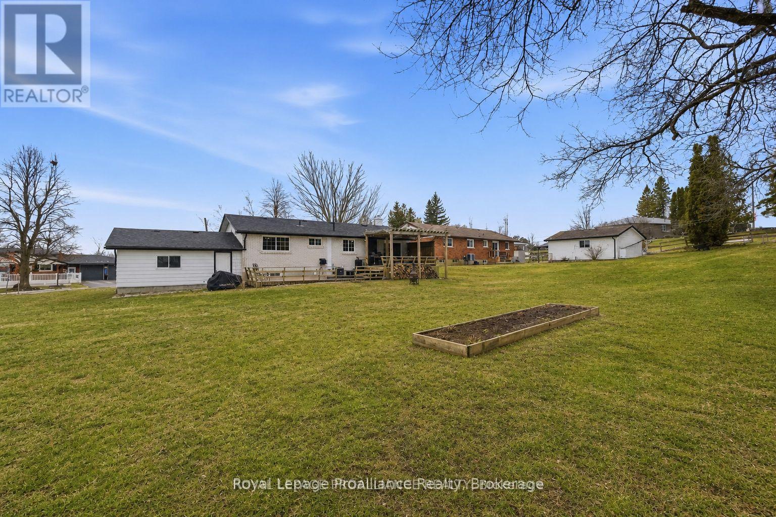 836 Stewart Drive, Peterborough (Ashburnham Ward 4), Ontario  K9J 7R4 - Photo 41 - X13216196