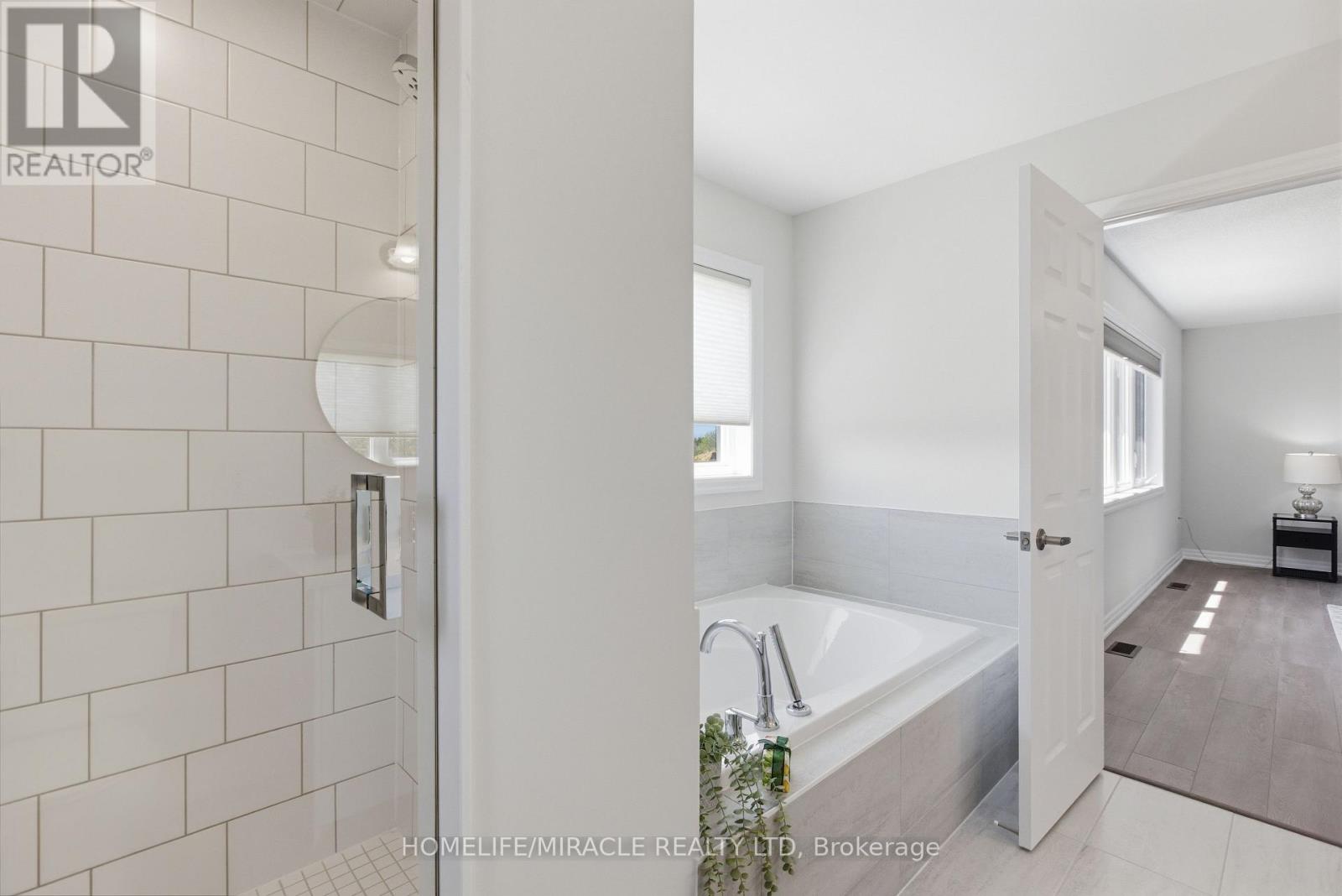 86 Belmont Drive, Clarington (Newcastle), Ontario  L1B 0W8 - Photo 26 - E13216464