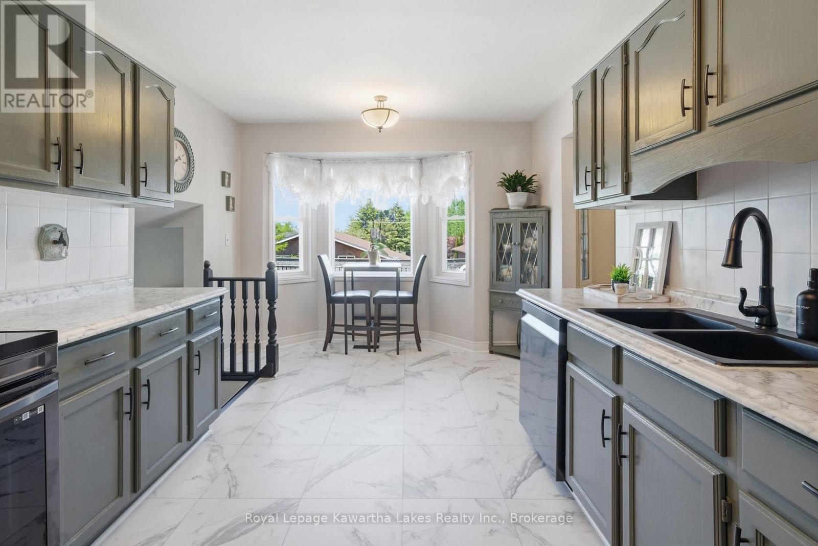 32 Andrew Drive, Kawartha Lakes (Lindsay), Ontario  K9V 5W6 - Photo 15 - X13216656